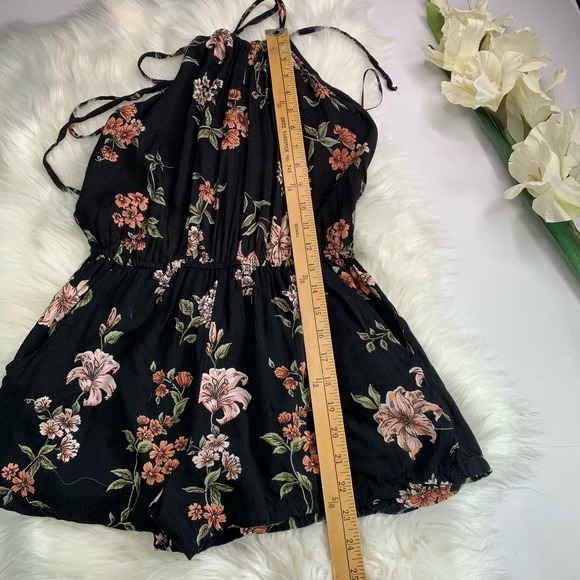 Angie Black Floral Romper Halter size Small Pink Print Sleeveless Spaghetti S - Picture 9 of 10
